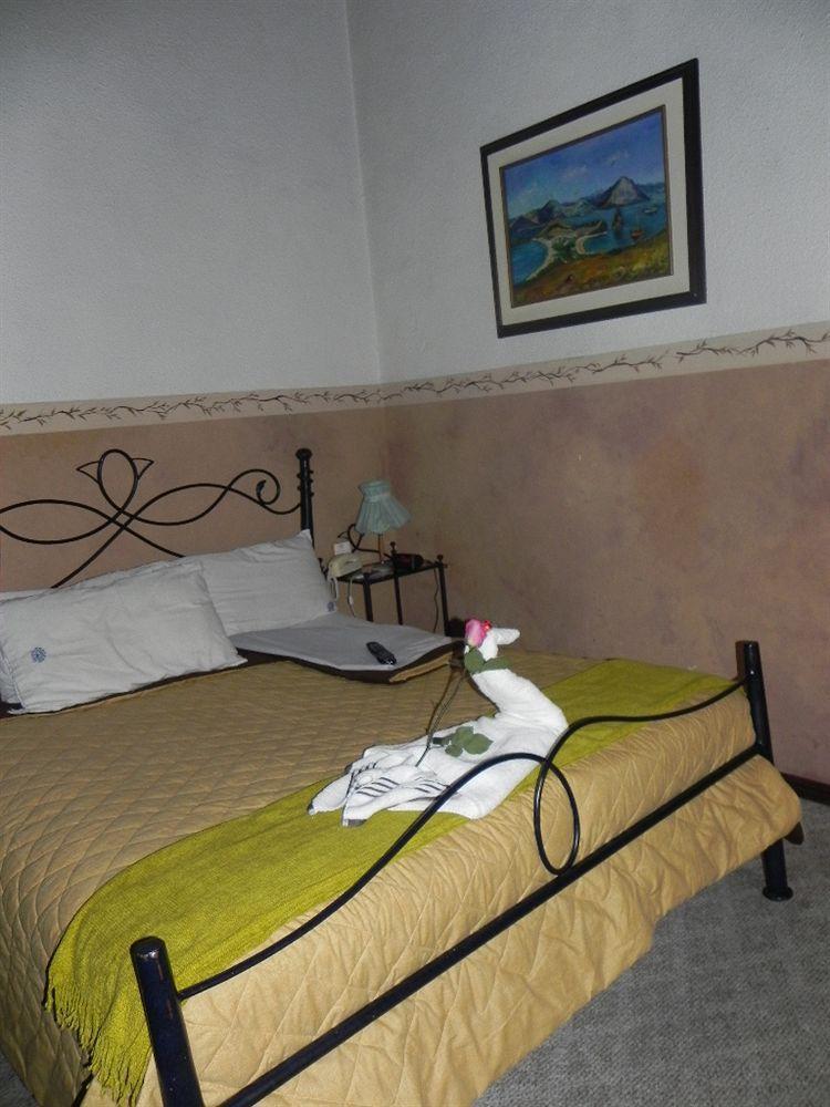 Hotel Nass Sol De Quito Buitenkant foto