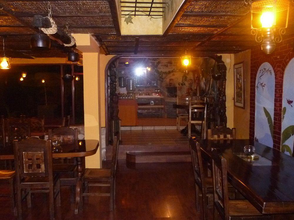 Hotel Nass Sol De Quito Buitenkant foto