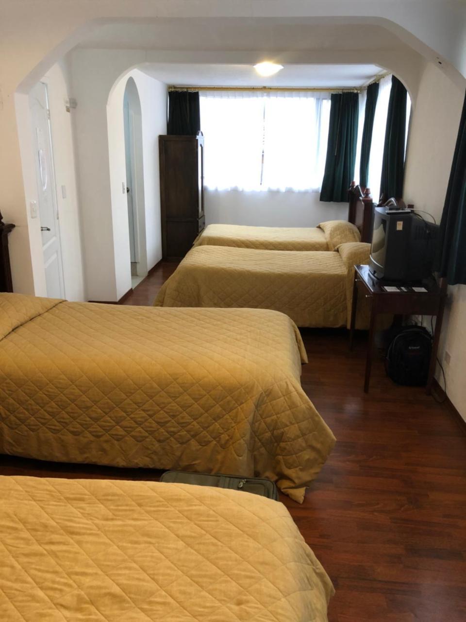 Hotel Nass Sol De Quito Buitenkant foto